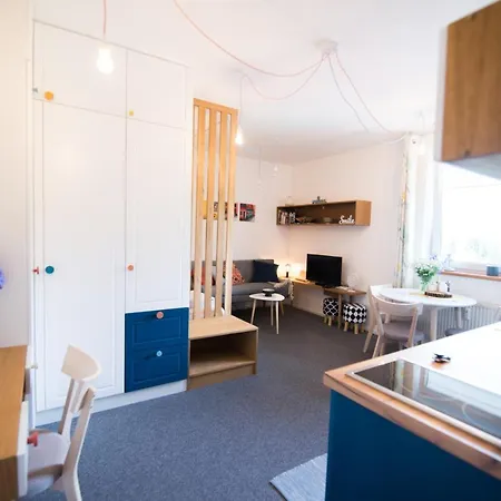Apartman Colours Mymara 아파트 Bešeňová